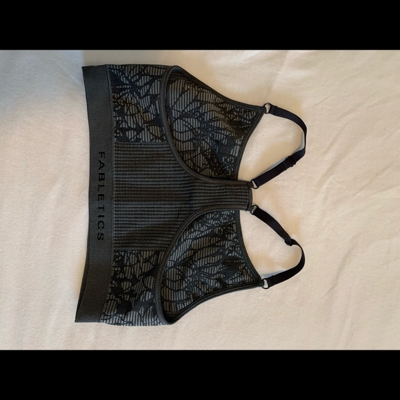 Fabletics Sports Bra - Picture 5 of 7